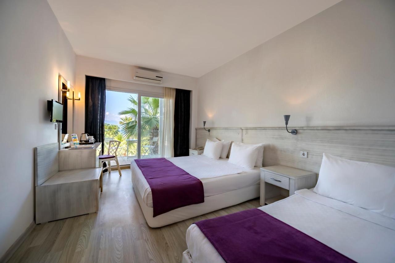Charm Beach Hotel Akyarlar Exteriör bild